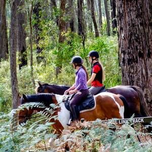 Meet your Posher, Leanne